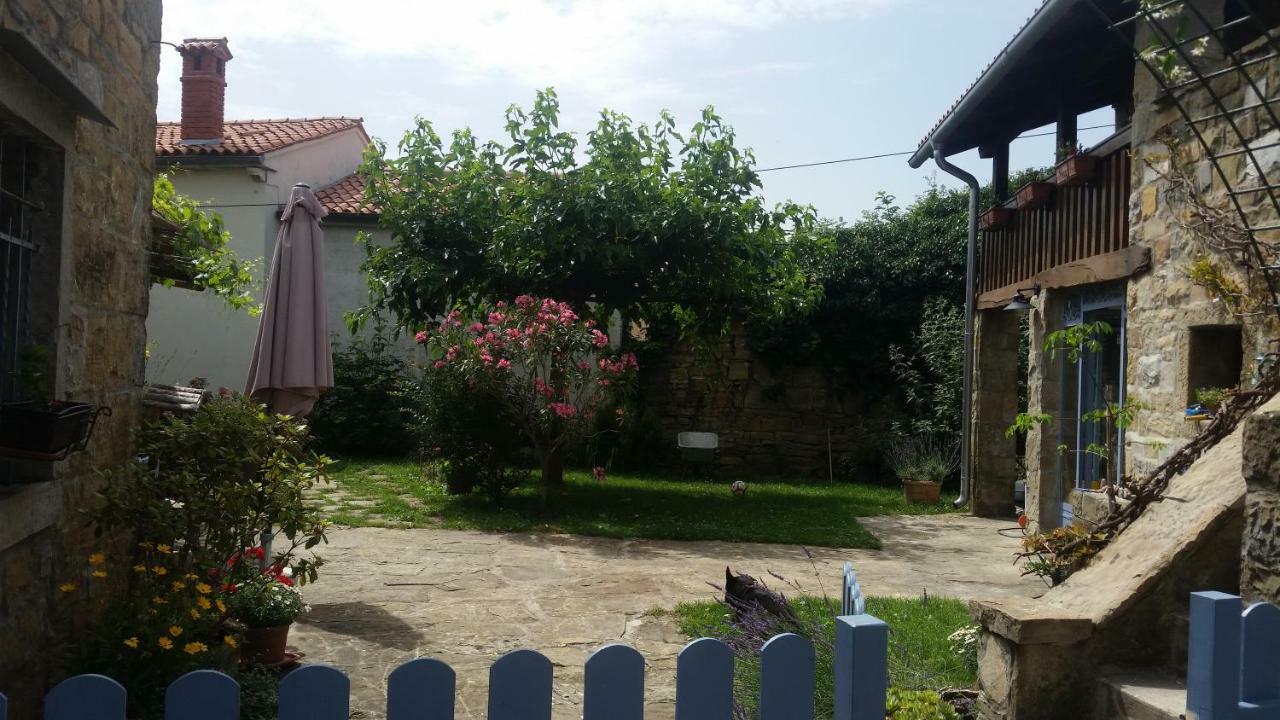 Labor Istrska Hiska Villa Марезиге Екстериор снимка